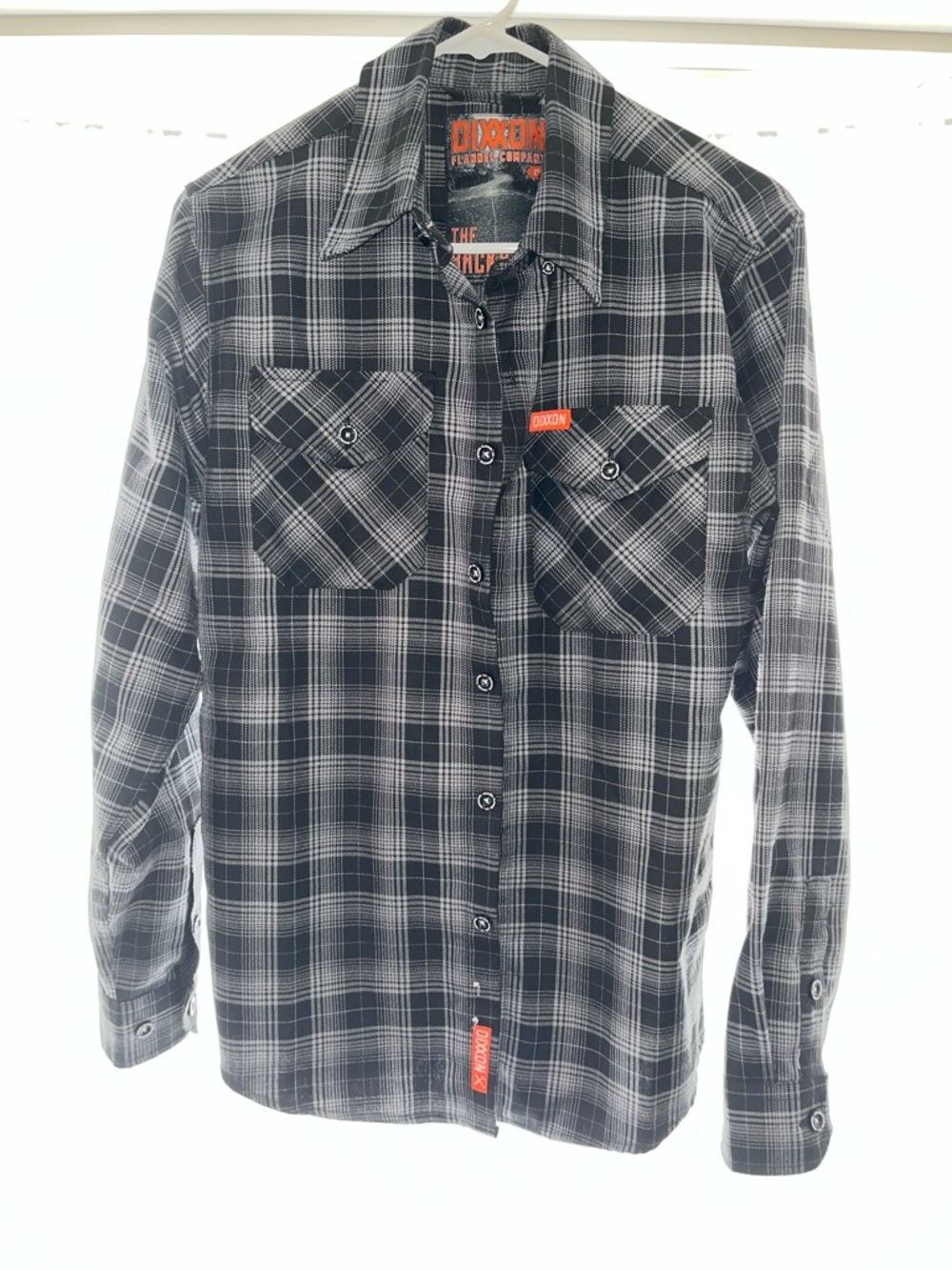 DIXXON Flannel The Backroad Black & Gray Plaid Long-Sleeve Button-Down Shirt